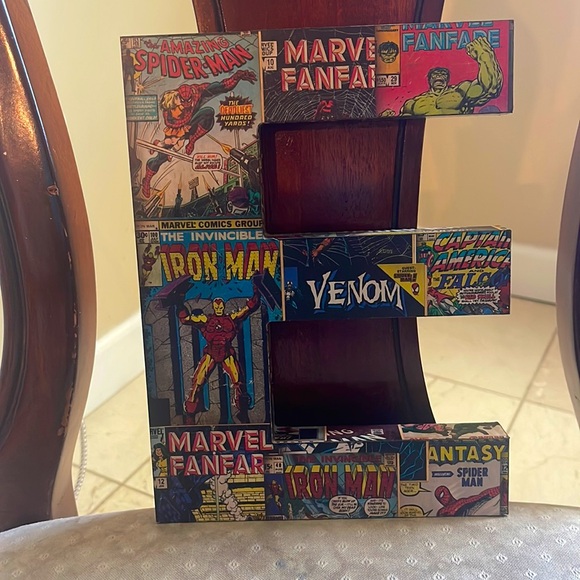 Marvel Superheroes Letter E Sign Home Decoration Wall Decor Kids Room Man CaveMa - Picture 1 of 7